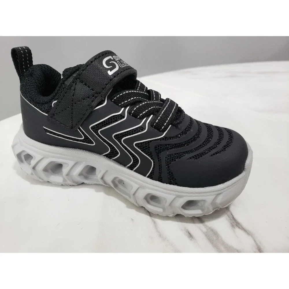 Skechers brand new